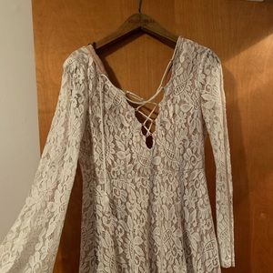 White lace long sleeve dress